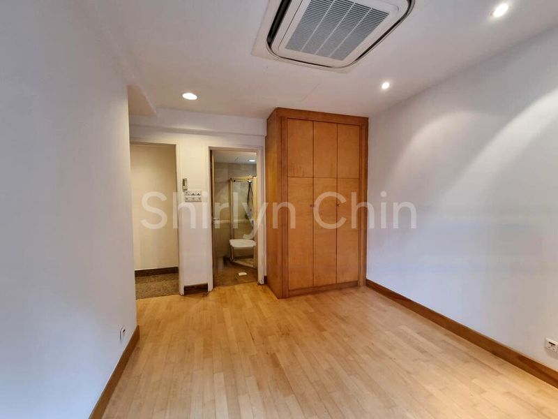 4 Bed Condo for Rent in  Grange 70 - Image 4
